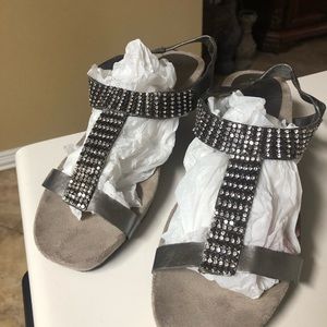 Amelia Grace‎ womens sandals- size 7